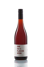 Lade das Bild in den Galerie-Viewer, 2020 Eine Gute Flasche Wein Rot halbtrocken
